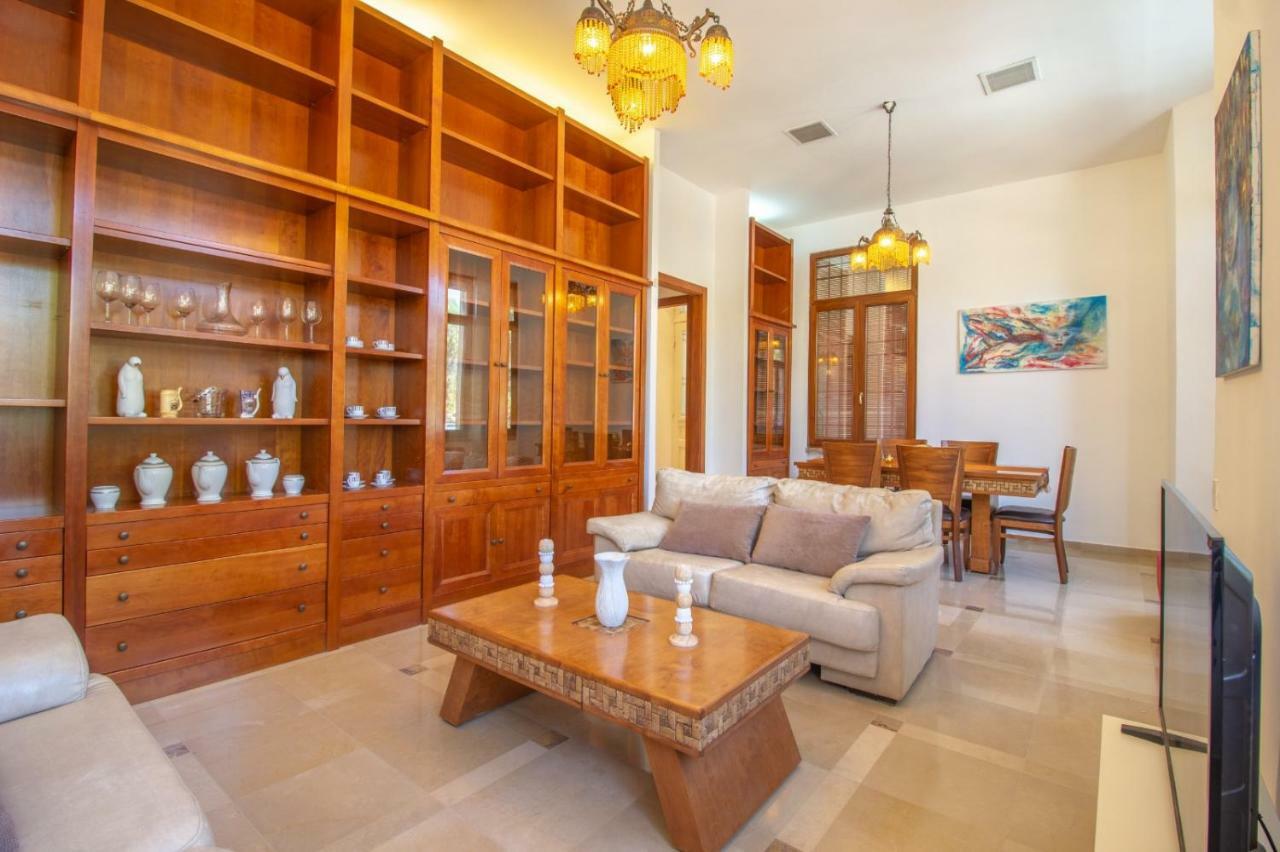 Art Apartment In Mamila Baitulmaqdis Luaran gambar