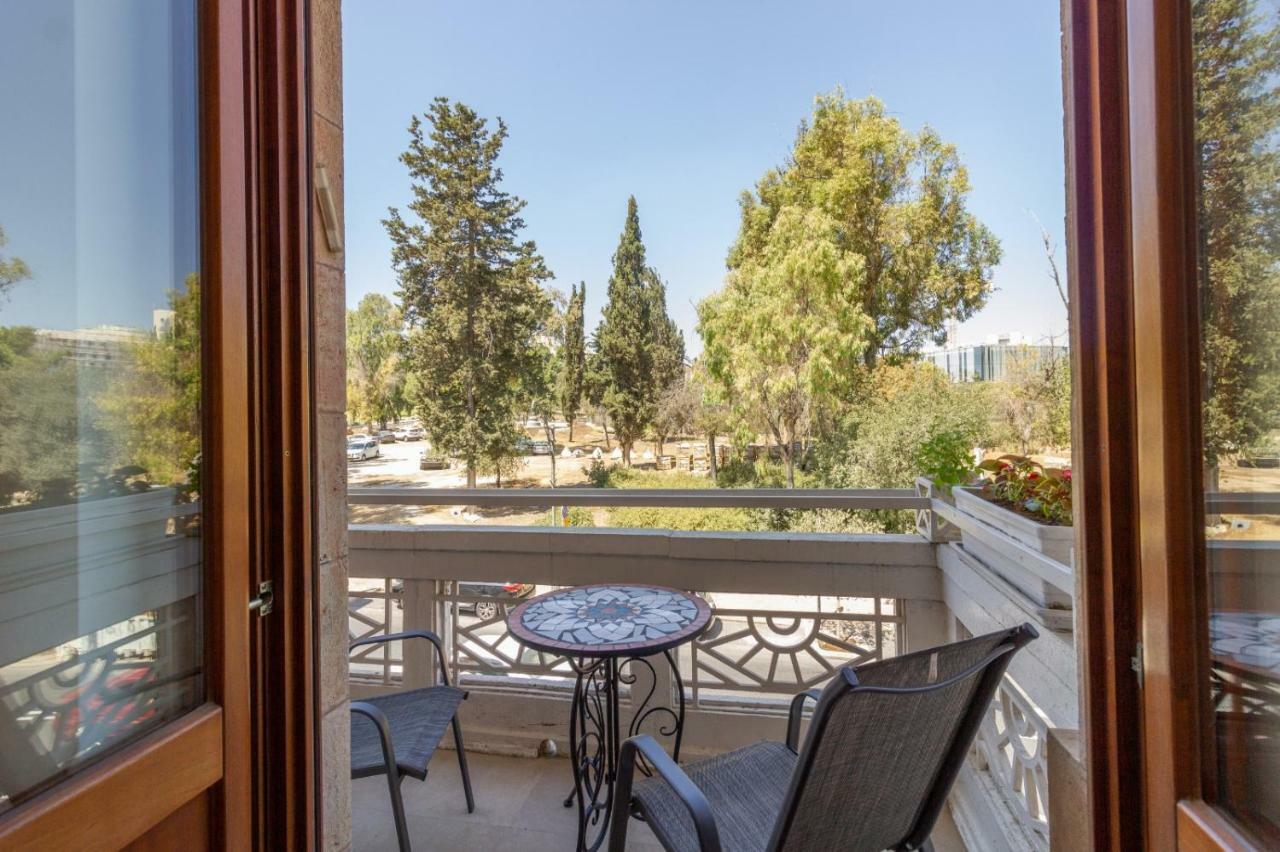 Art Apartment In Mamila Baitulmaqdis Luaran gambar