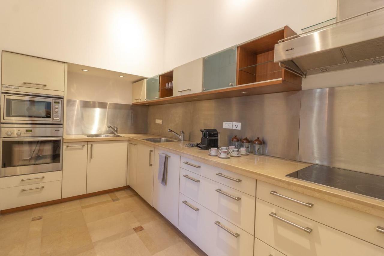 Art Apartment In Mamila Baitulmaqdis Luaran gambar