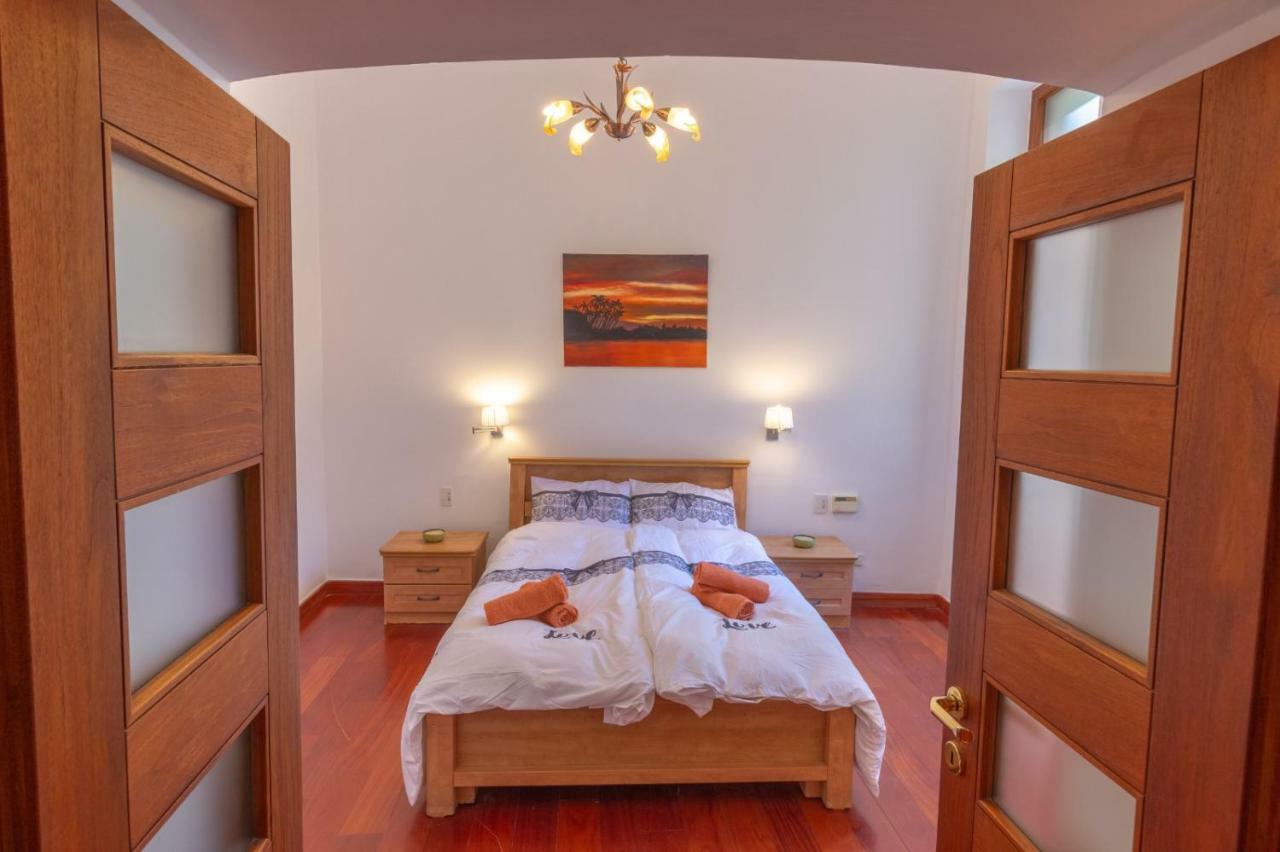 Art Apartment In Mamila Baitulmaqdis Luaran gambar
